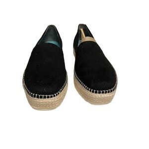 23. NWT Dr. Scholl's Sunray Espadrille Sneaker Black
